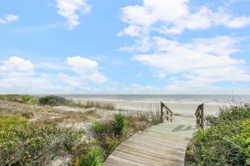 4317 Windswept Villa