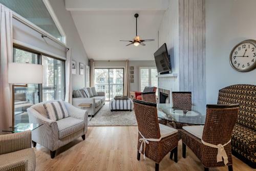 4516 Parkside Villa