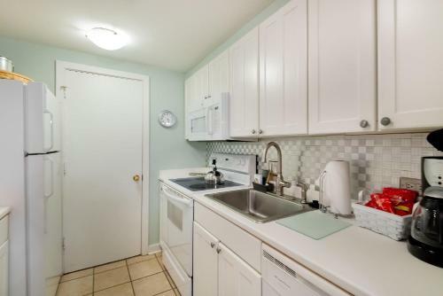 2263 Shipwatch Villa