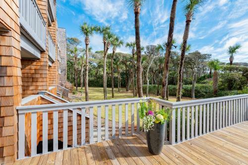 2263 Shipwatch Villa