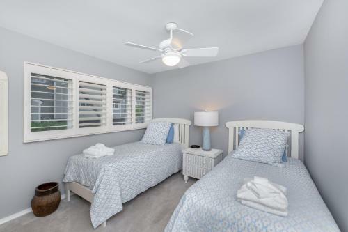 1120 Duneside Villa