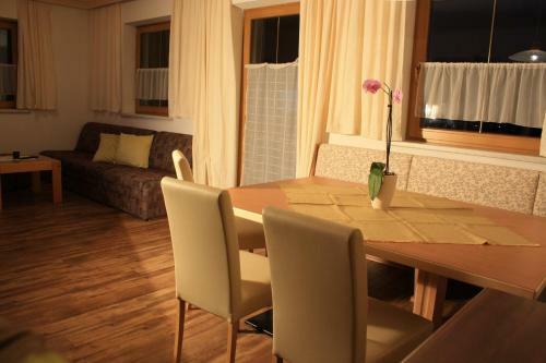 Apartamento Ferienwohnungen Kr�ll
