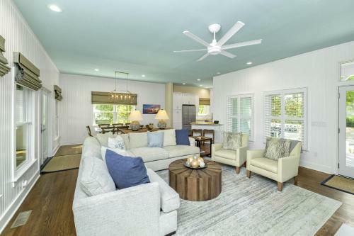 20 Atlantic Beach Court