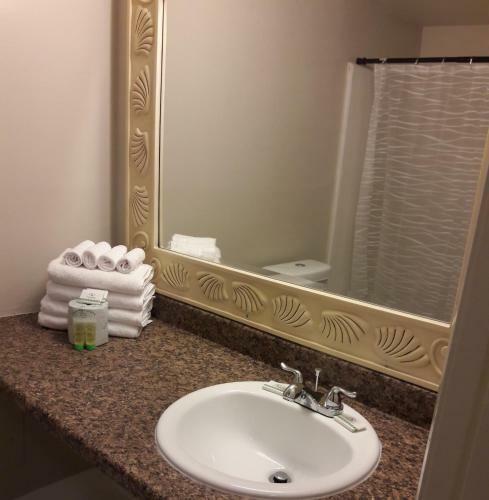 Ocean Waves Hotel