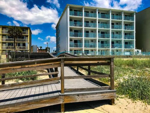 Southern Breeze Oceanfront Motel