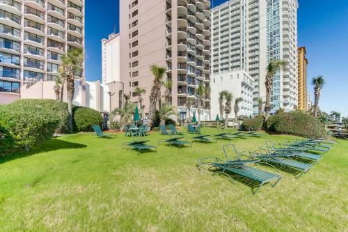 Apartamentos Beachfront Luxury Condo W Private Balcony