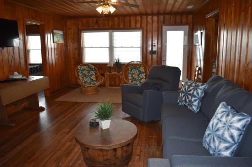 Admirals Roost Home