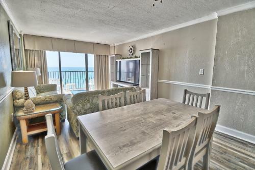 Aparthotel Suites At The Beach