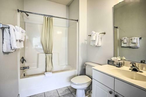 Apartamento Chic Myrtle Beach Condo At Barefoot Resort With Pool!