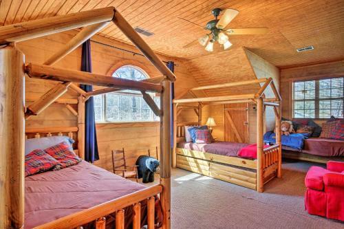 Charming Waterfront Ridgeway Cabin With Dock!