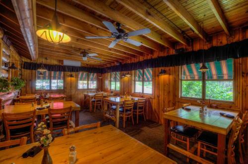 Hotel Powder House Lodge