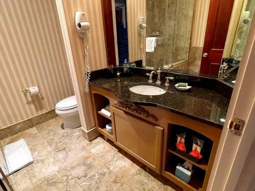 Celebrity Hotel