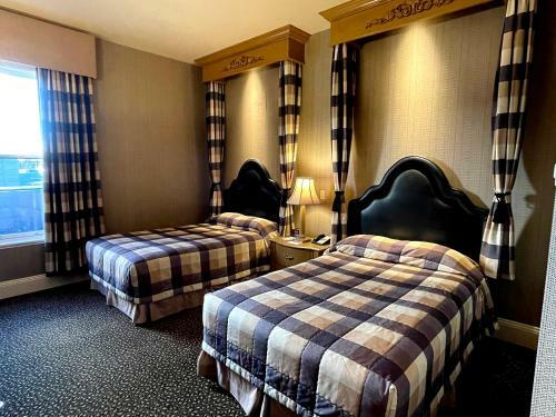 Celebrity Hotel