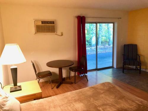 Cub Motel