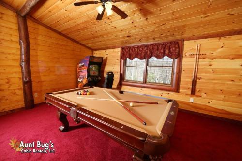 Splash N' Play #524 By Aunt Bug's Cabin Rentals