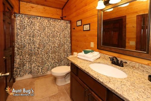Splash N' Play #524 By Aunt Bug's Cabin Rentals