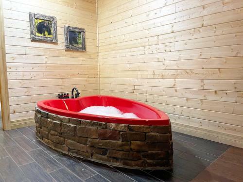 Gatlinburg - Honeymoon Hideaway
