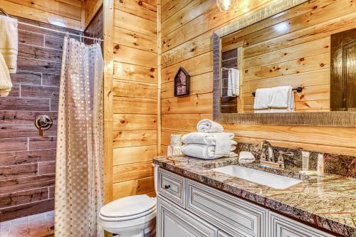 The Grand Orchard Lodge
