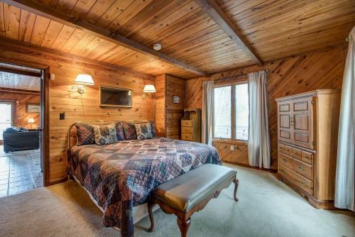 Above The Clouds Ii, 4 Bedrooms, Sleeps 11, View, Pet Friendly, Pool, Golf