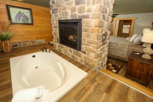 Ivie Holler Chalet