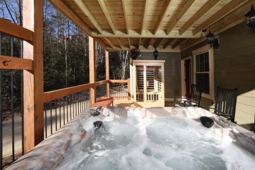 Splash Time Cinema Chalet