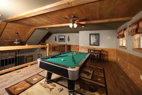 Splash Time Cinema Chalet