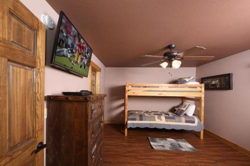 Above It All Cabin