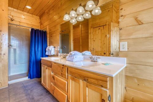 Papa Bears Cabin