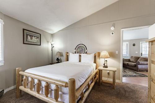 Beary Fun Chalet Hot Tub Mountain Views Arcade Located On Ski Mountain