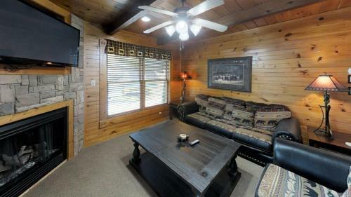 Leisure Time Cabin