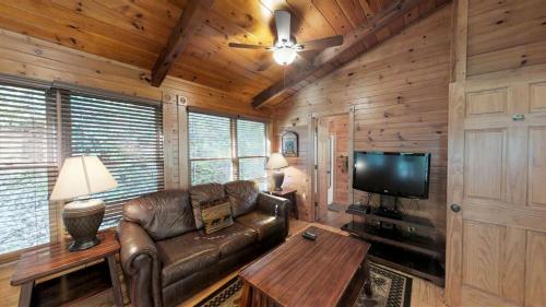 Leisure Time Cabin
