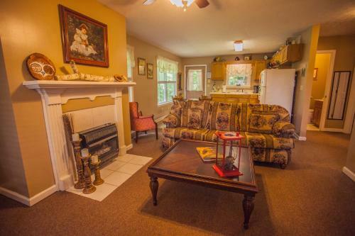 Hostal Nolichuckey Bluffs Bed & Breakfast Cabins