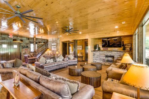 The Big Oak Lodge