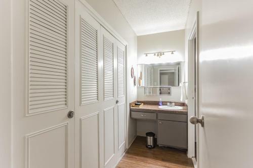 Apartamento Modern Memphis Studio + Walk Score 85