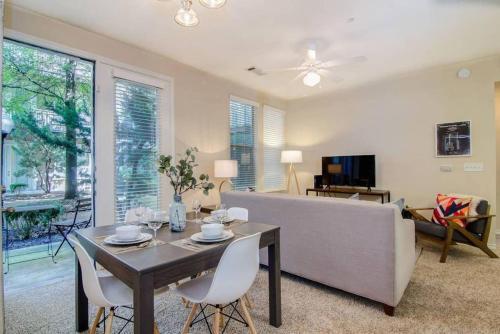 Apartamento A True Walker's Delight! Sleeps 6!