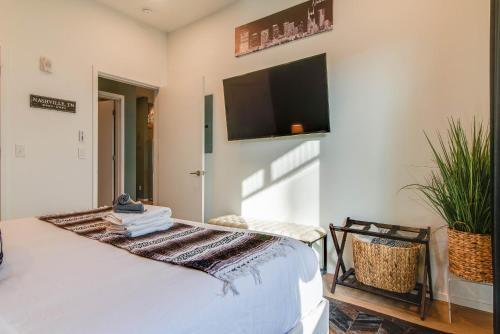 Apartamento Lllume - New Green Community - Poolside End Unit Condo
