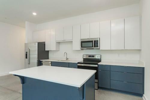 Modern Loft In Wedgewood Houston 90 Day Min