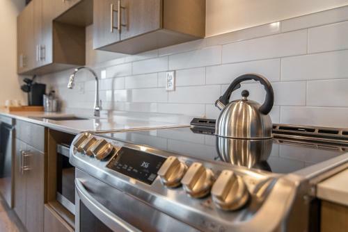 Apartamento Illume - Sleek Guch View Escape - Corner Unit Condo