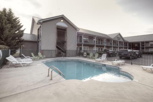 Colonial Crest 112 By Heritage Cabin Rentals