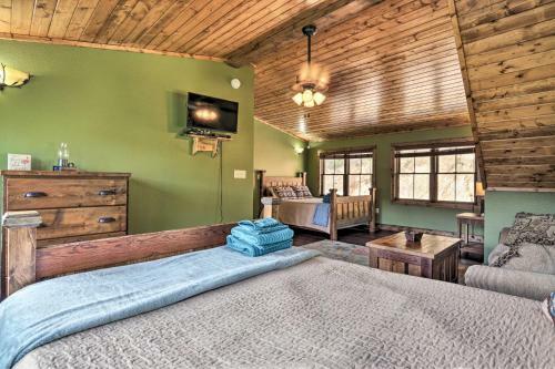 Expansive Norris Lake Cabin With Decks And Dock!
