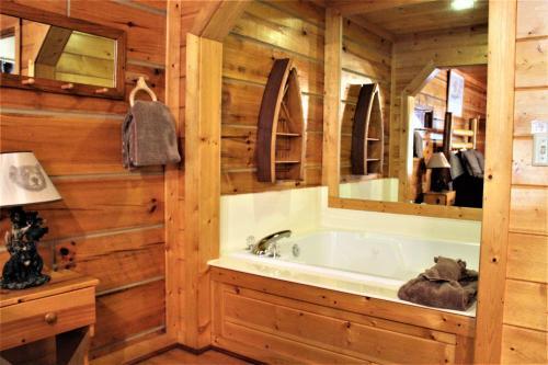 Bear Hugs Cabin
