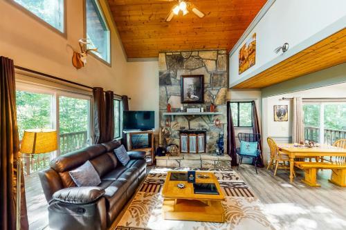 Hillcrest Lodge