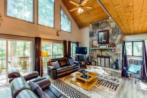 Hillcrest Lodge