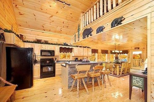 5 O' Clock Somewhere Cabin