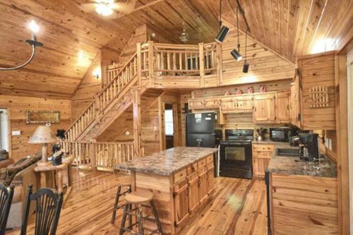 Hickory Hollow Hideaway