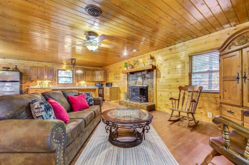 Country Oaks Cabin