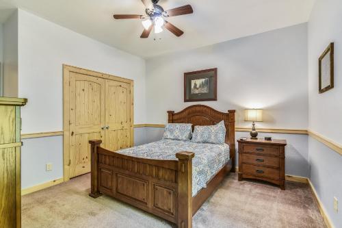 Smoky Mountain Escape Cabin