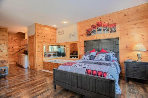 Deer Tracks Retreat In Pigeon Forge!