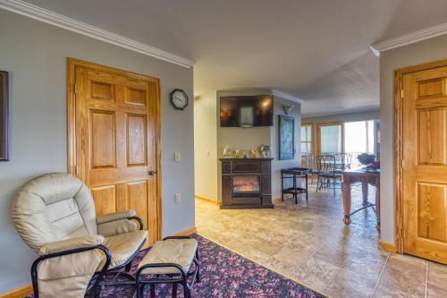 Ruby's Cliffside #125 By Aunt Bug's Cabin Rentals