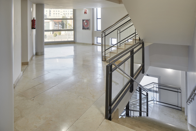 Iraipe Logro�o Hotel